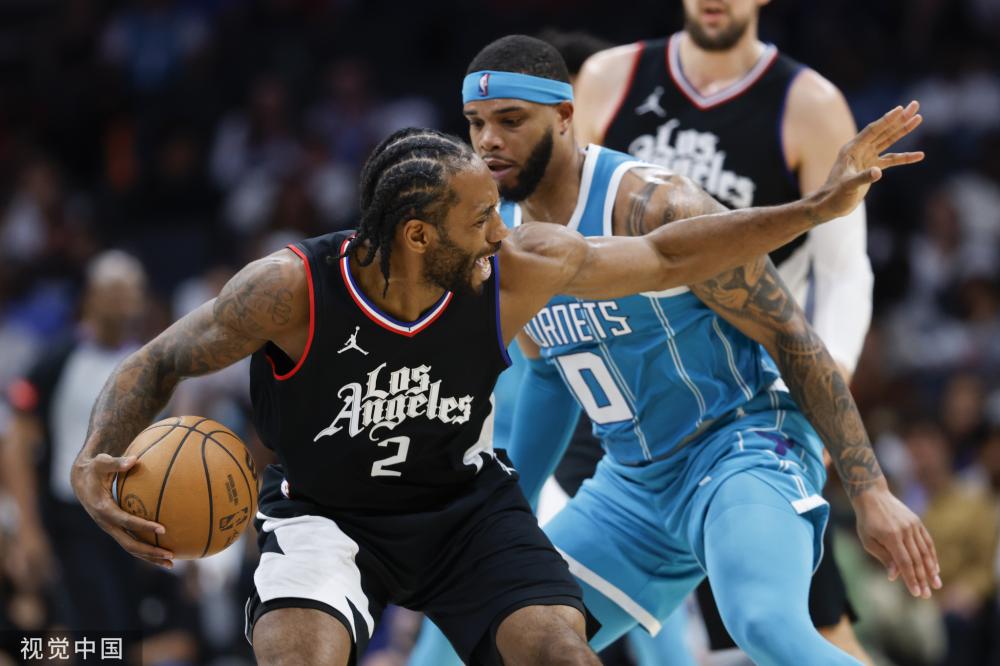 在色彩饱和 在色彩饱和