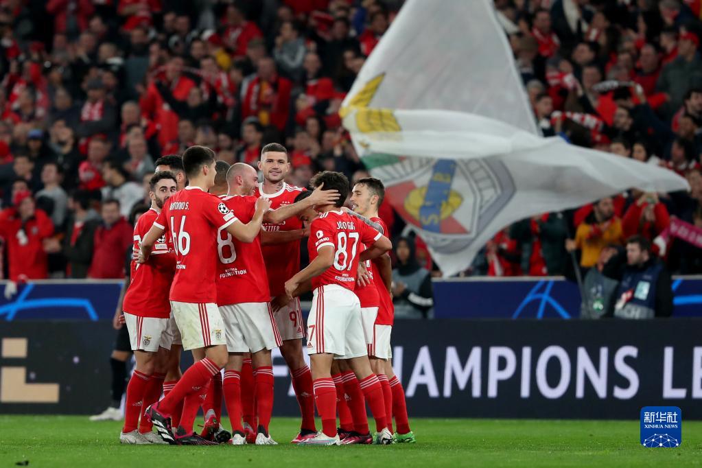 为足球产业 为足球产业