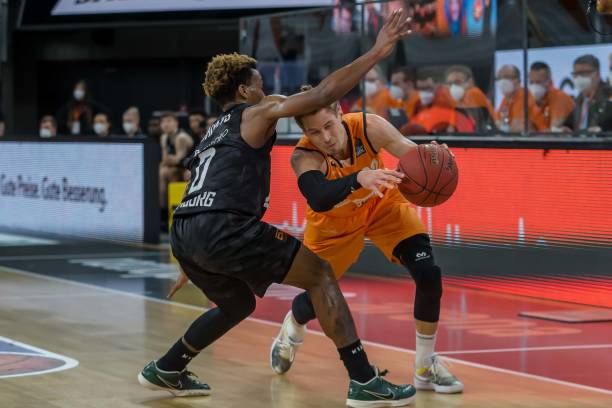 了解对方的 了解对方的