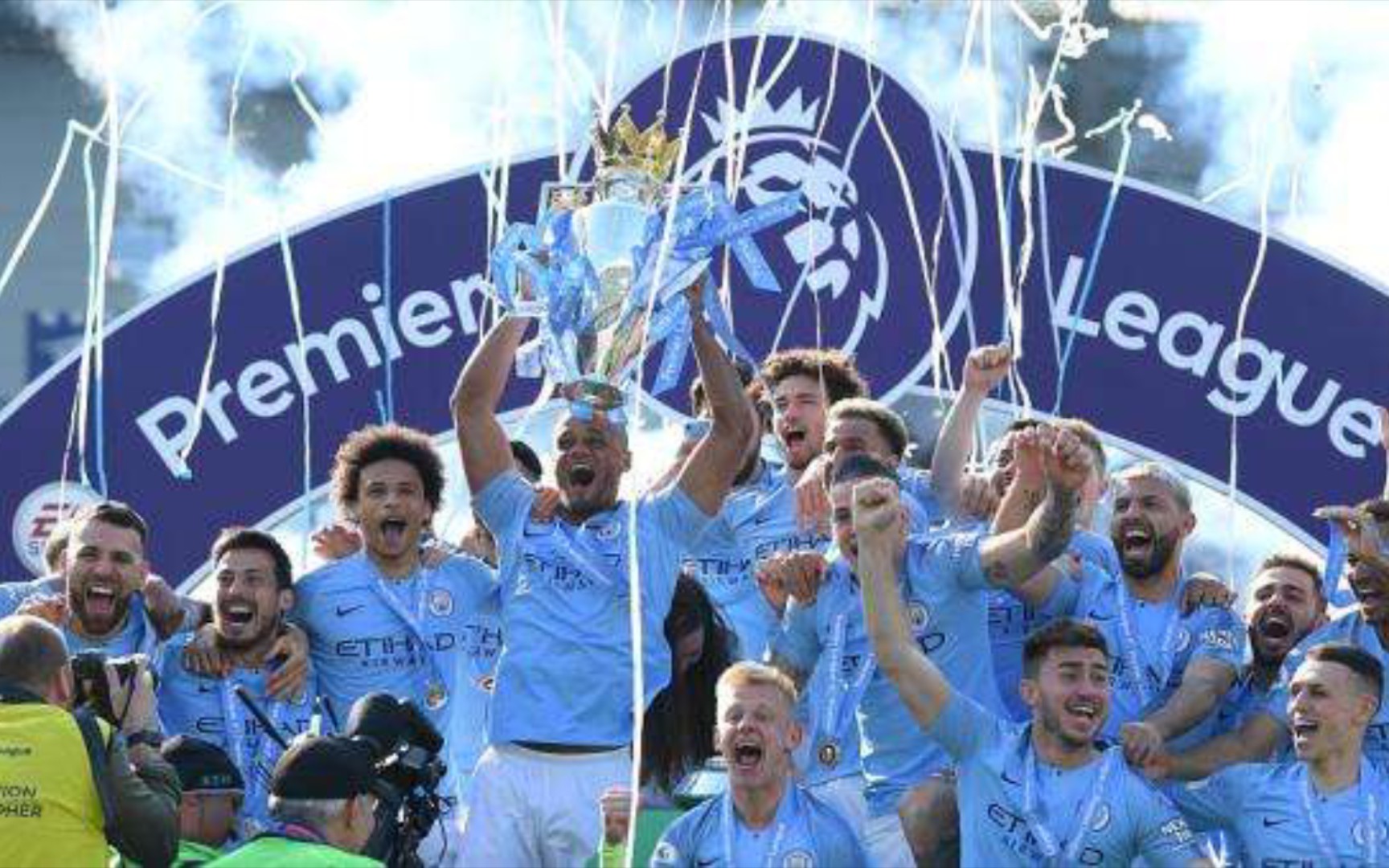 仅仅几个月 仅仅几个月